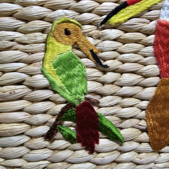 Pacific Paradise A World Traveler Collection Woven Straw Beach Tote - Picture 10 of 16